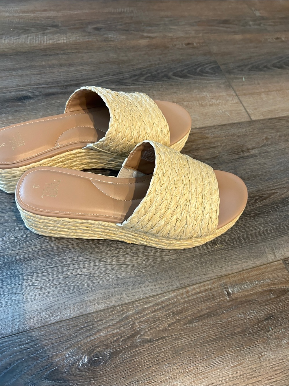 Woven Platform Slide Sandals in Natural Straw size 9 new